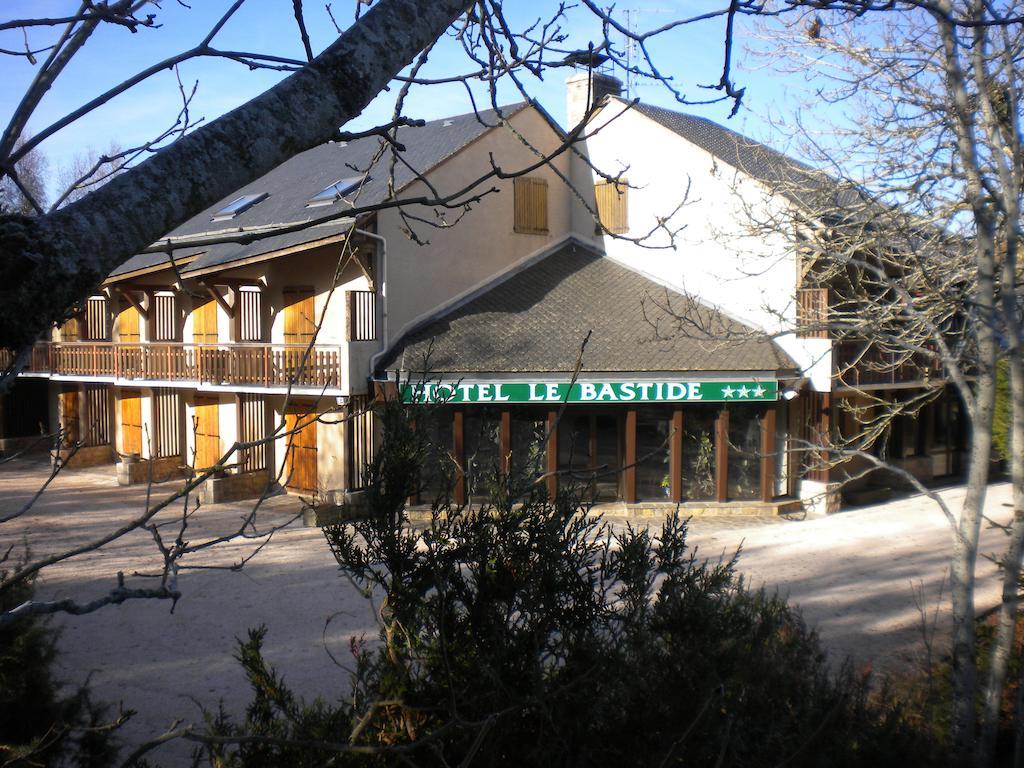 Hotel Le Bastide Nasbinals Esterno foto