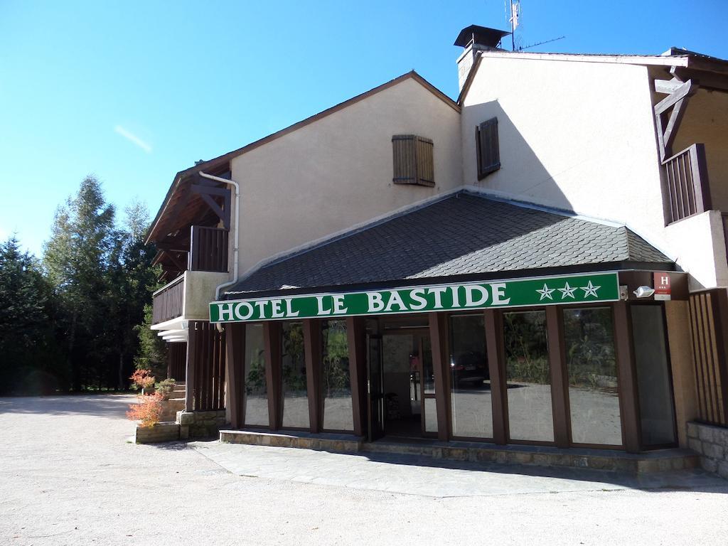 Hotel Le Bastide Nasbinals Esterno foto